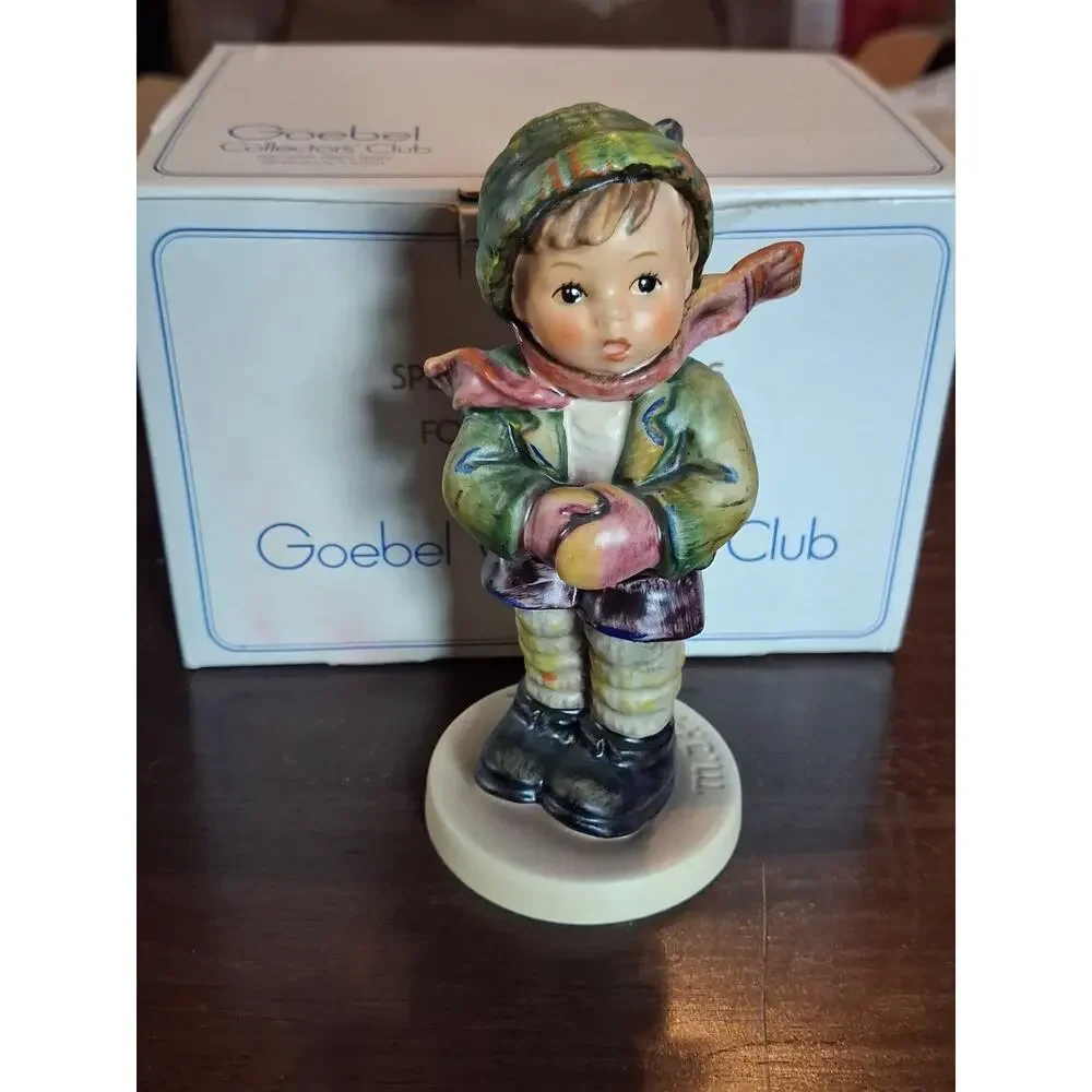 Goebel HUMMEL TMK 6 Collectors Club 